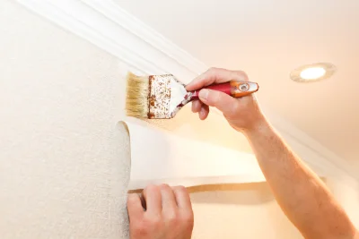 Pose de papier peint à Thilouze — revêtements muraux et toiles de verre